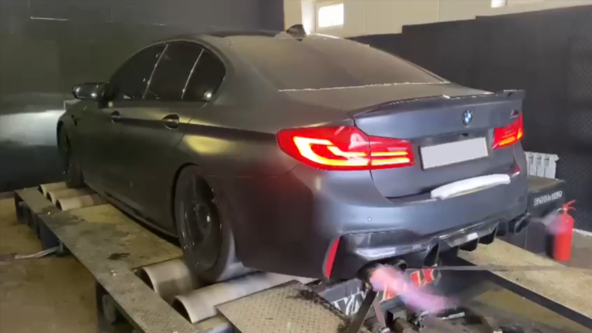BMW F90 M5 Competition MG1CS201 Stage 3 TTE950 + Pop and bang sport button first dyno run during cold operation 944hp 1083nm after 922hp 1123nm by ChiptuneRS